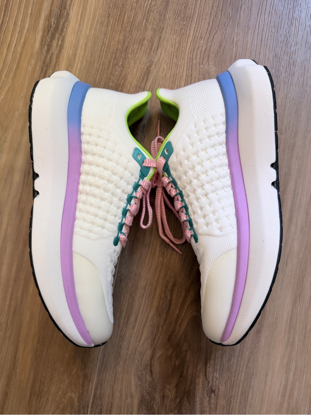 Women's Running Sneakers with Pink Laces and Lime Interior - Picture 8 of 8